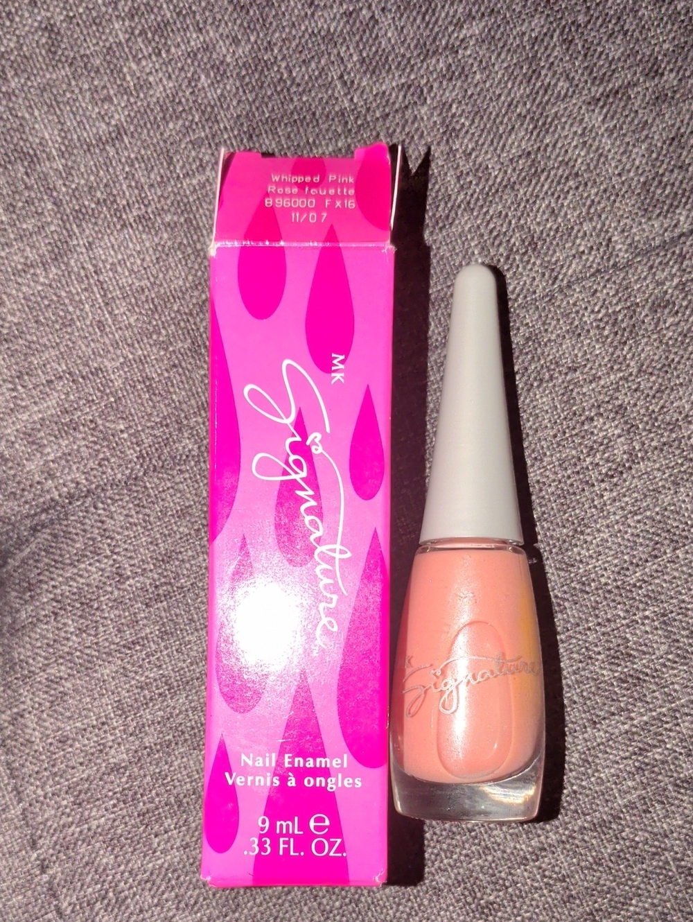 Mary Kay Vintage Signature Nail Enamel In Shade Whipped Pink